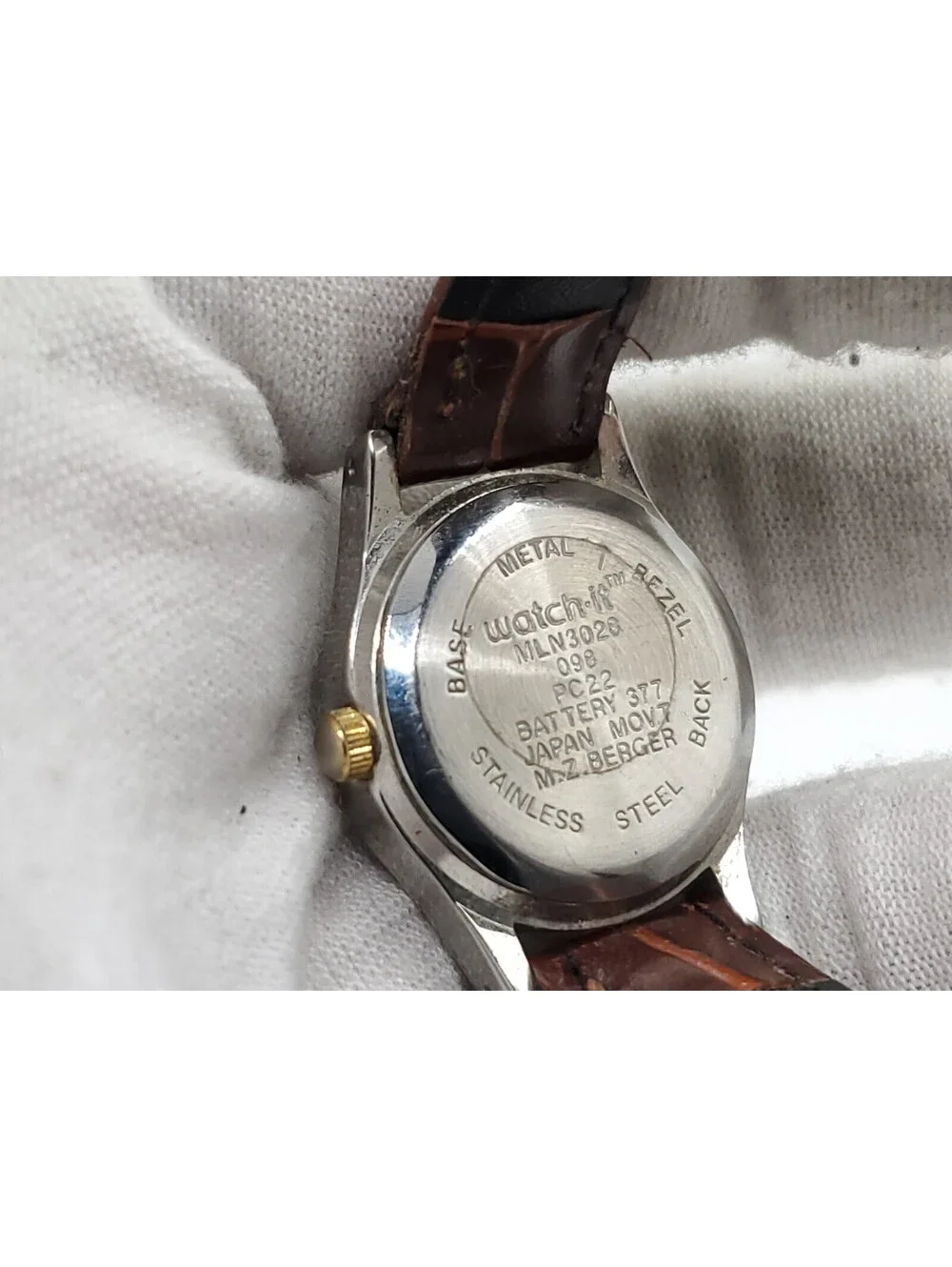 Watch-it Quartz Women Watch New Batter Silver Tone White Date Dial 23mm